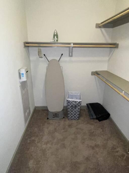 Downtown Living 1Br W/ Free Parking Garage Appartamento Houston Esterno foto